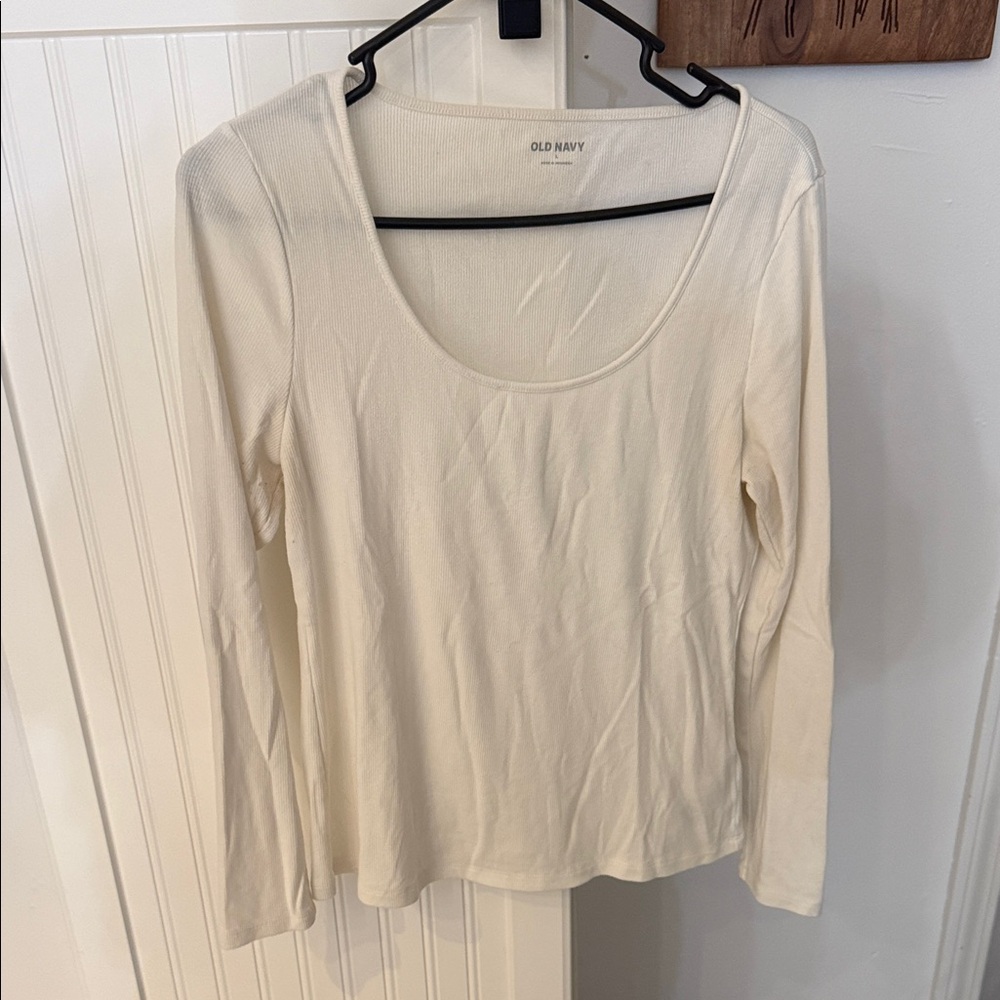 Old Navy Women's Off-White Long Sleeve Tee